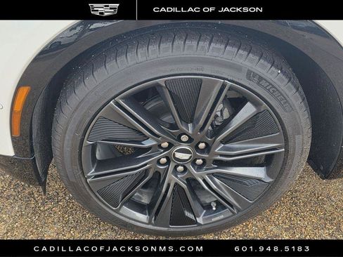 Certified 2024 Cadillac Lyriq Sport w/ Nappa Leather Package AWD/4WD image 33