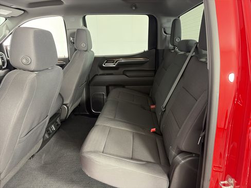 Used 2024 Chevrolet Silverado 1500 LT Trail Boss w/ Protection Package AWD/4WD image 7