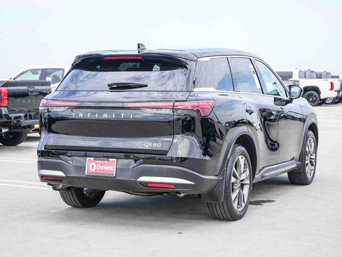 Used 2026 INFINITI QX60 Pure w/ Cargo Package FWD image 6