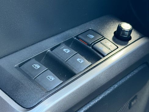 Used 2019 Toyota Tacoma Limited RWD image 31