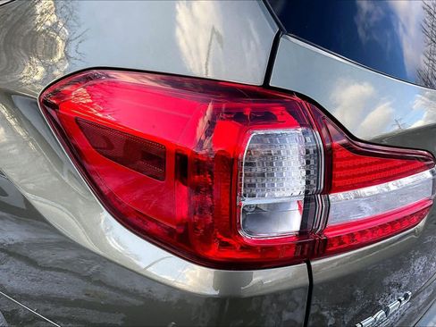 Used 2022 Subaru Ascent Limited w/ Technology Package image 26