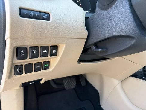 Used 2020 Nissan Rogue SL w/ Premium Package FWD image 20
