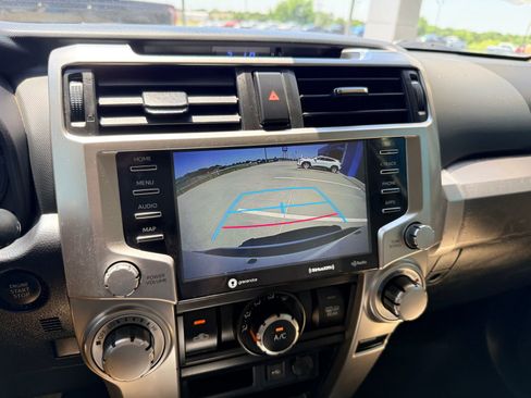 Used 2020 Toyota 4Runner SR5 Premium RWD image 16