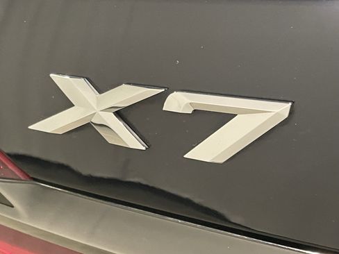 Certified 2022 BMW X7 xDrive40i w/ M Sport Package image 24