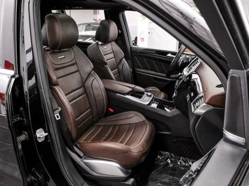 Used 2016 Mercedes-Benz GL 63 AMG 4MATIC image 44