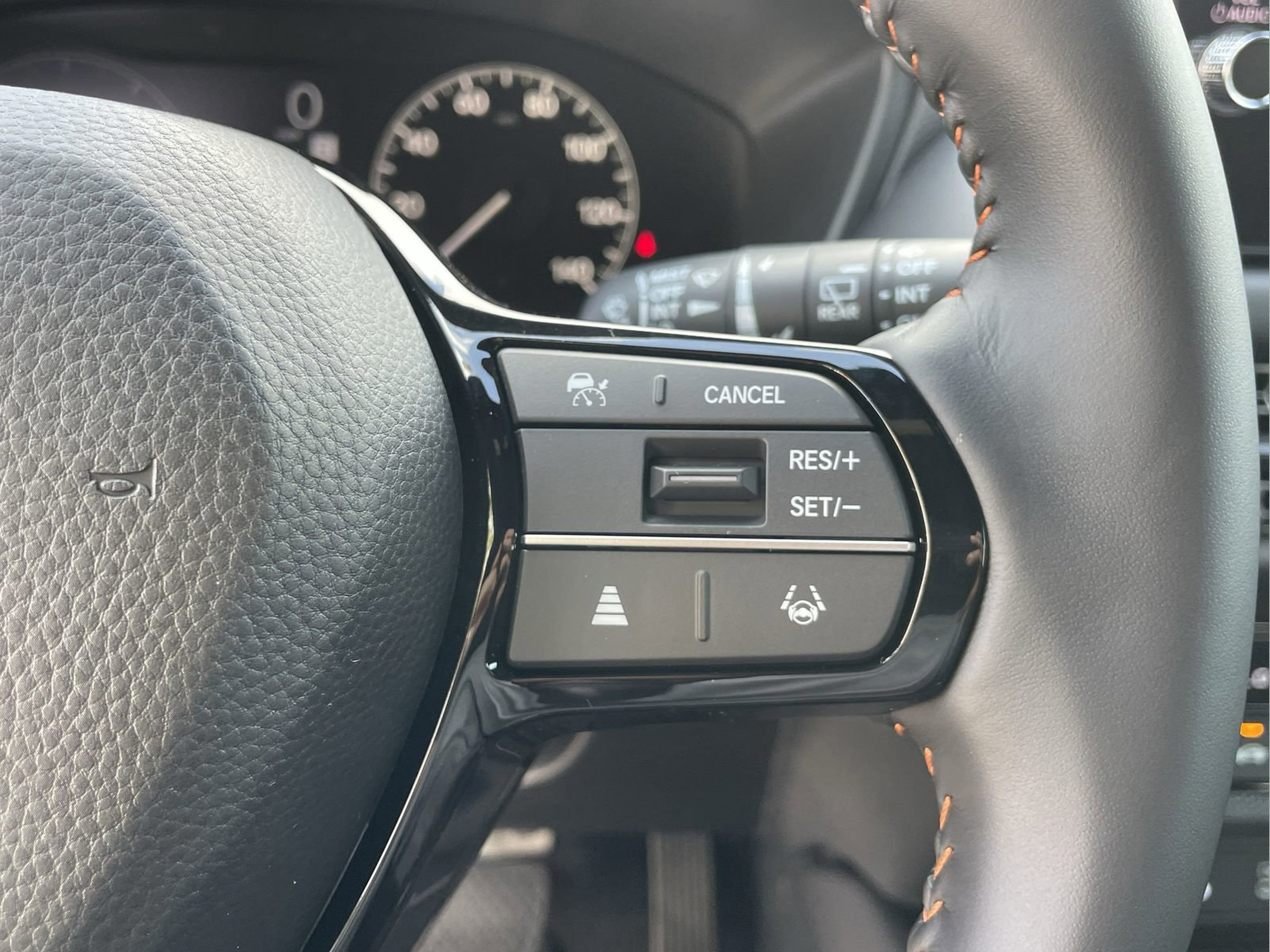 Certified 2026 Honda HR-V Sport image 14