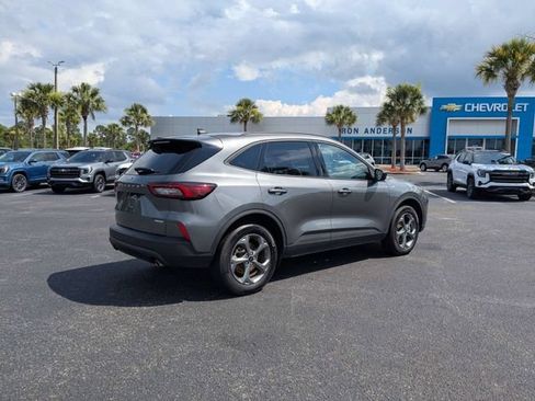 Used 2025 Ford Escape ST-Line AWD/4WD image 3