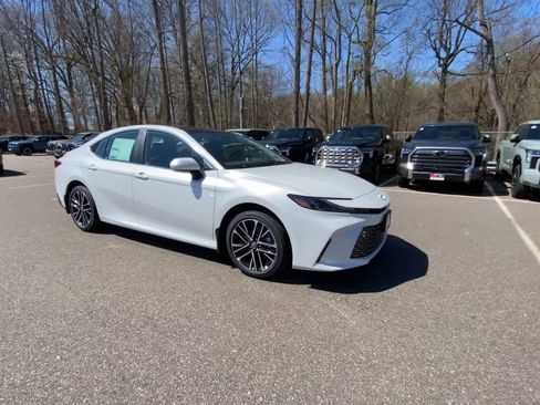 New 2026 Toyota Camry XLE AWD/4WD image 2