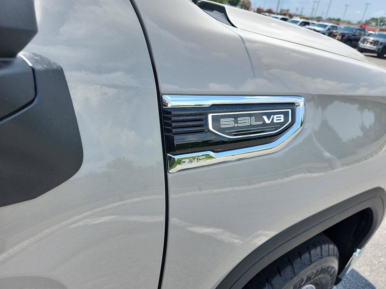 New 2026 GMC Sierra 1500 SLE AWD/4WD image 7