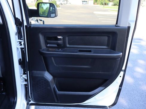 Used 2018 RAM 3500 Tradesman w/ Chrome Appearance Group AWD/4WD image 26
