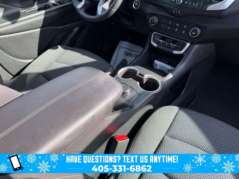 Used 2022 GMC Terrain SLE image 28