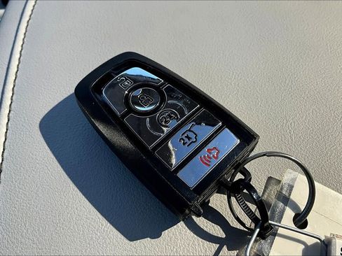 Used 2025 Lincoln Aviator Reserve w/ Illumination Package image 11