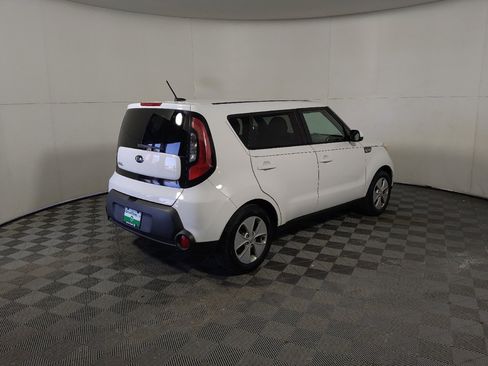 Used 2016 Kia Soul FWD image 9