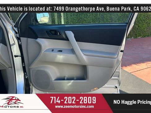 Used 2012 Toyota Highlander FWD image 43
