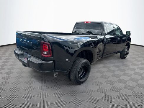 New 2026 RAM 3500 Big Horn AWD/4WD image 5