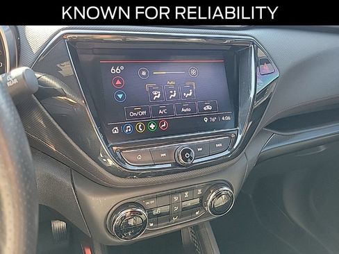 Used 2021 Chevrolet TrailBlazer RS w/ Sun and Liftgate Package AWD/4WD image 28