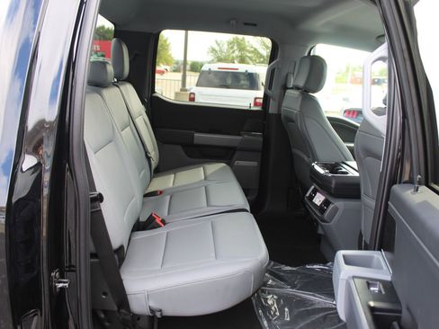 New 2025 Ford F150 Lightning Flash AWD/4WD image 14