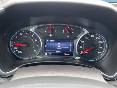 Used 2024 Chevrolet Equinox LS w/ LS Convenience Package image 12