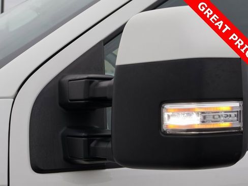 Used 2022 Ford F250 Lariat image 11