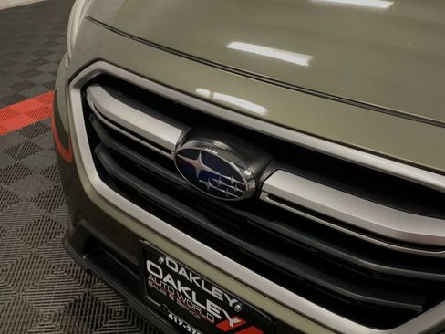 Used 2018 Subaru Outback 2.5i image 8