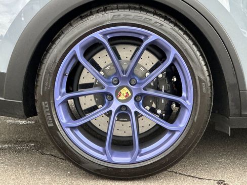Certified 2024 Porsche Cayenne Turbo GT AWD/4WD image 39