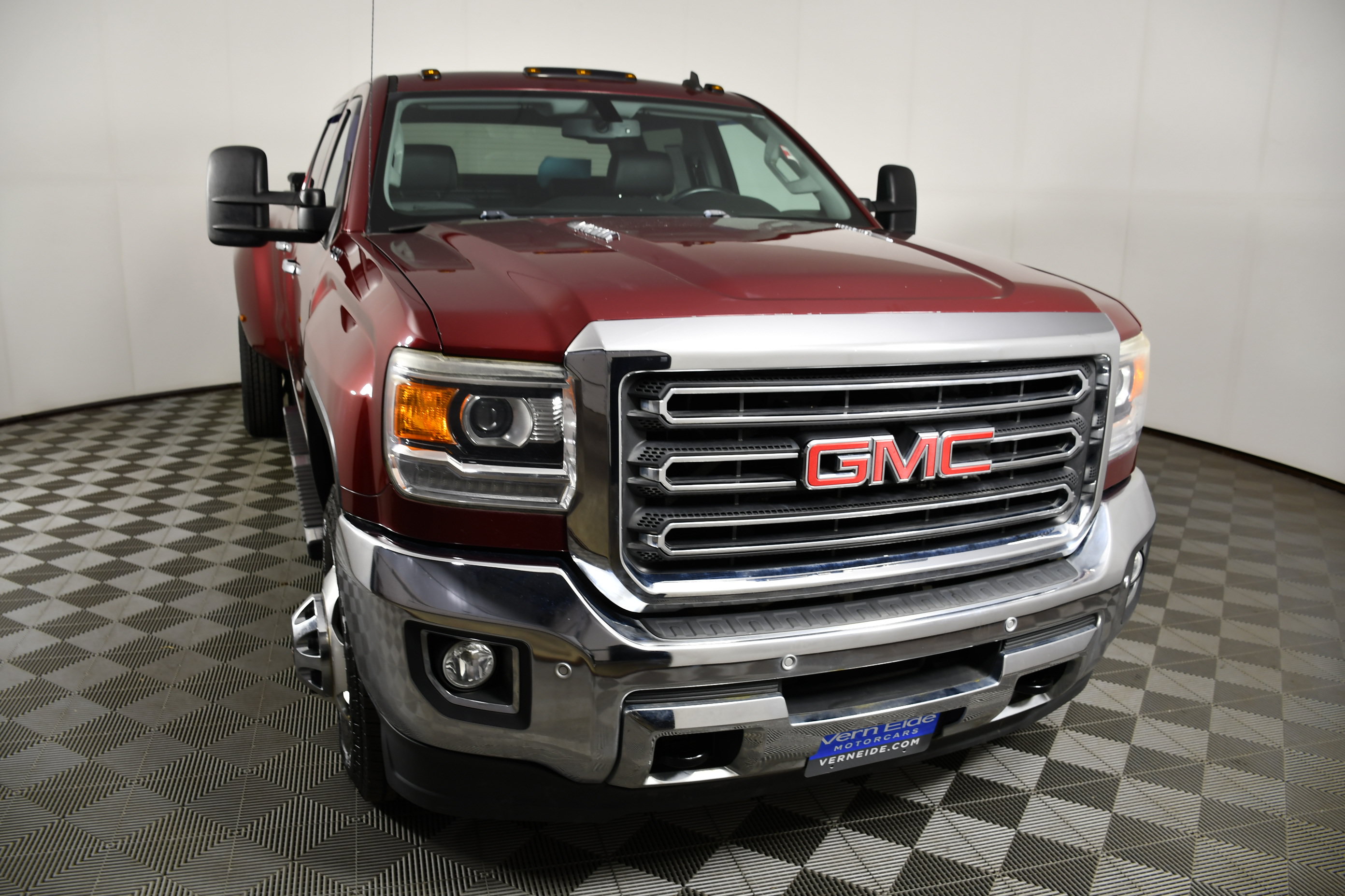 Used 2015 GMC Sierra 3500 SLT AWD/4WD image 3