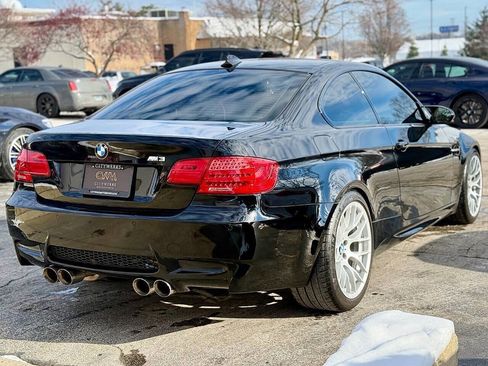 Used 2011 BMW M3 Coupe w/ Convenience Pkg image 8