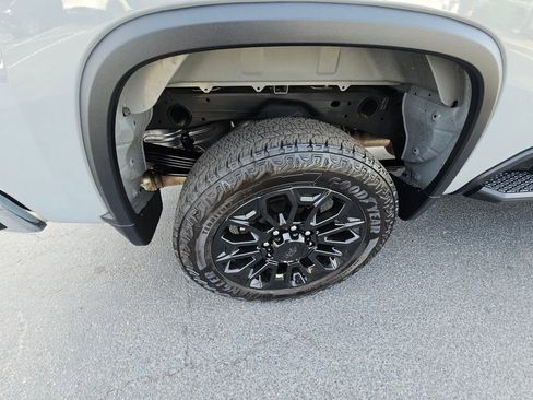 Used 2024 Chevrolet Silverado 2500 LT w/ All Star Edition image 9