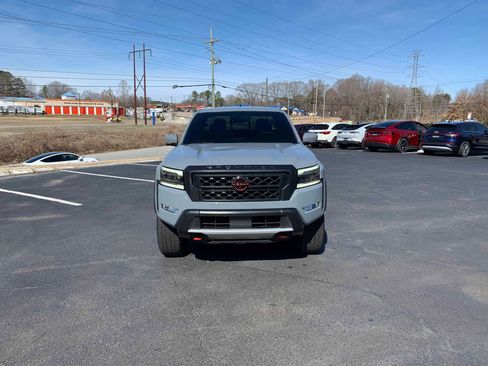 Used 2023 Nissan Frontier PRO-4X w/ Pro Convenience Package image 13
