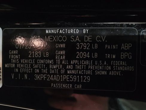 Used 2023 Kia Forte LXS w/ LXS Technology Package FWD image 33