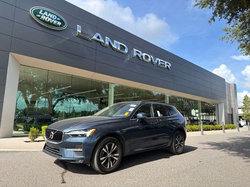 Used 2023 Volvo XC60 B5 Core AWD/4WD image 1