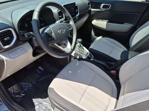 New 2026 Hyundai Venue SEL FWD image 10