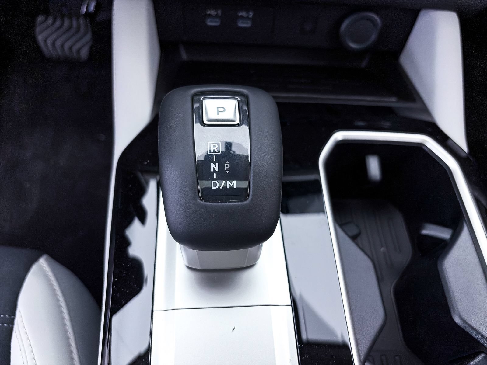 Used 2026 Mitsubishi Outlander SE FWD image 20