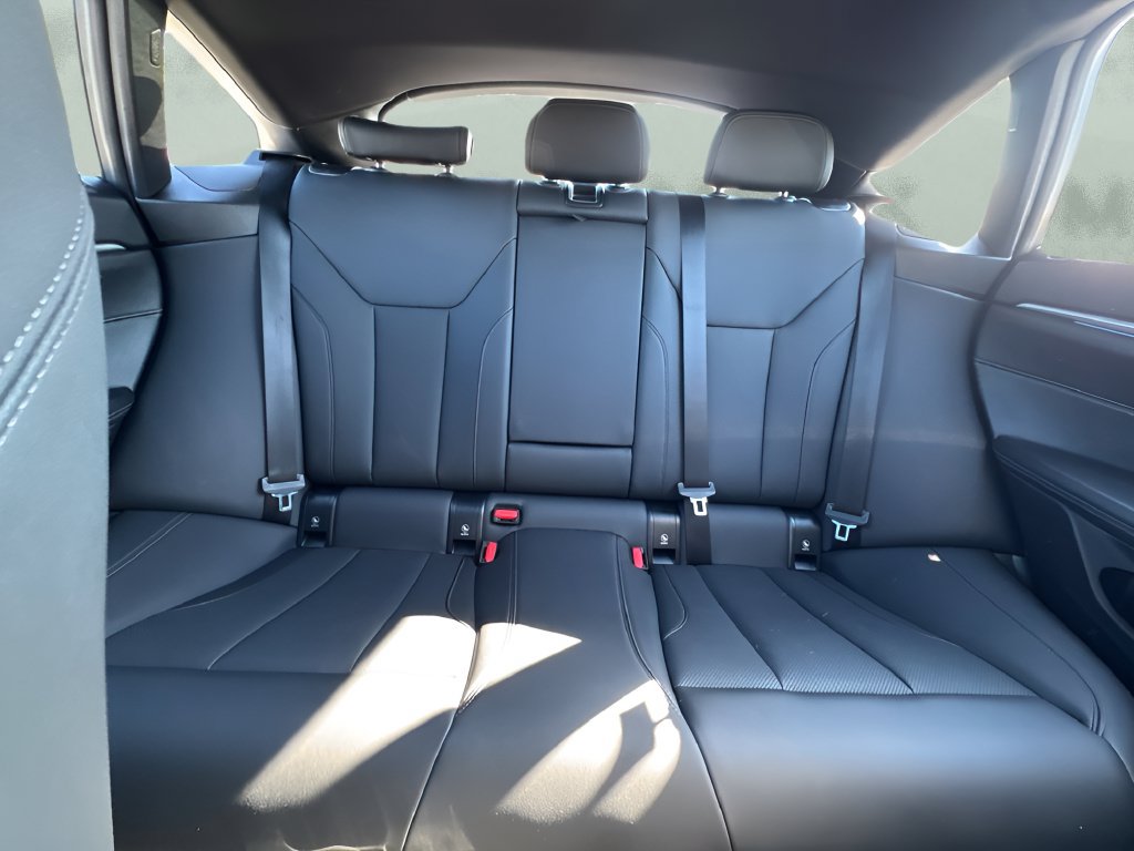 Used 2024 BMW i4 eDrive40 w/ M Sport Package RWD image 11