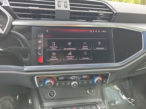 Certified 2025 Audi Q3 2.0T Premium Plus w/ Premium Plus Package image 24