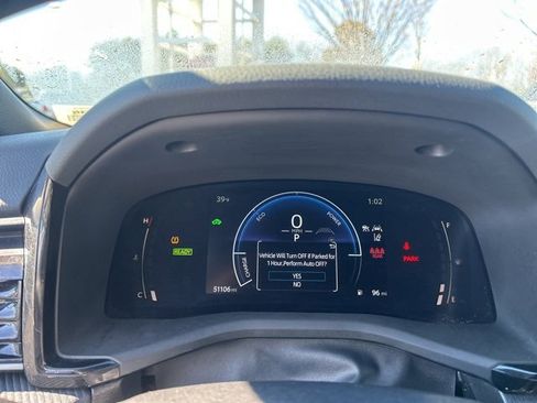 Used 2025 Toyota Camry SE image 20