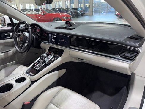 Used 2017 Porsche Panamera image 66
