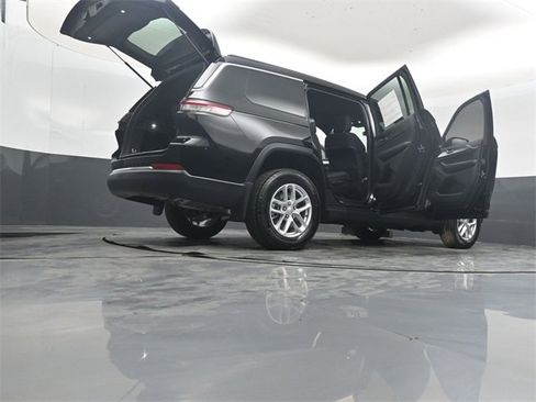 New 2025 Jeep Grand Cherokee L Laredo image 54