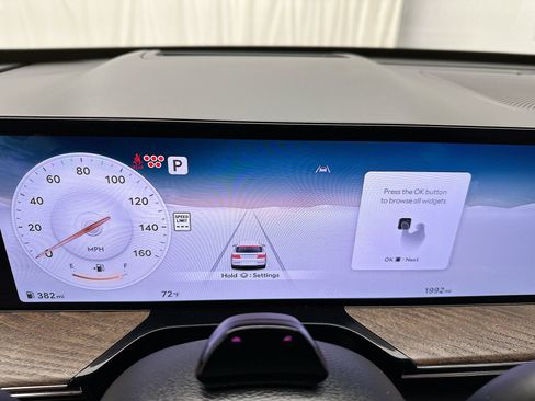 Certified 2026 Genesis GV80 2.5T Prestige AWD/4WD image 15