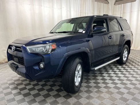 Used 2024 Toyota 4Runner SR5 Premium w/ Moonroof Package AWD/4WD image 3