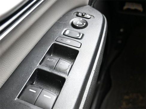 Used 2019 Honda CR-V Touring image 26