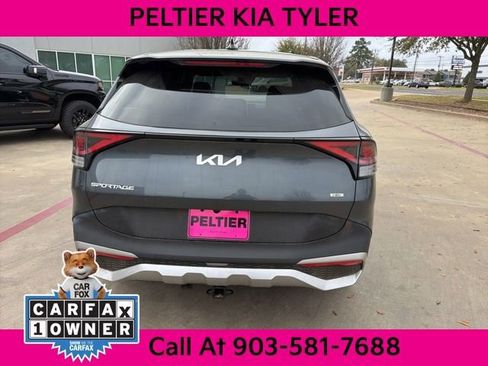 Certified 2025 Kia Sportage LX image 9