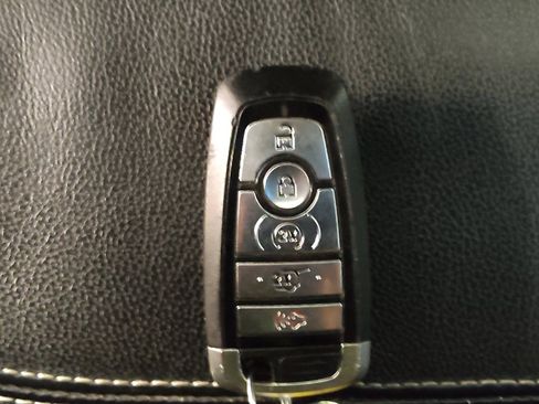 Used 2020 Ford Explorer ST w/ ST Street Pack image 32