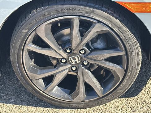 Used 2017 Honda Civic Sport Touring image 7