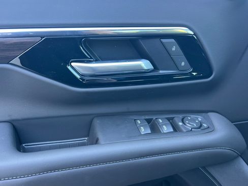 New 2026 Chevrolet Tahoe LS w/ LS Custom Edition AWD/4WD image 8