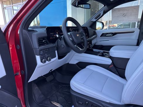 New 2025 Chevrolet Tahoe Premier image 18