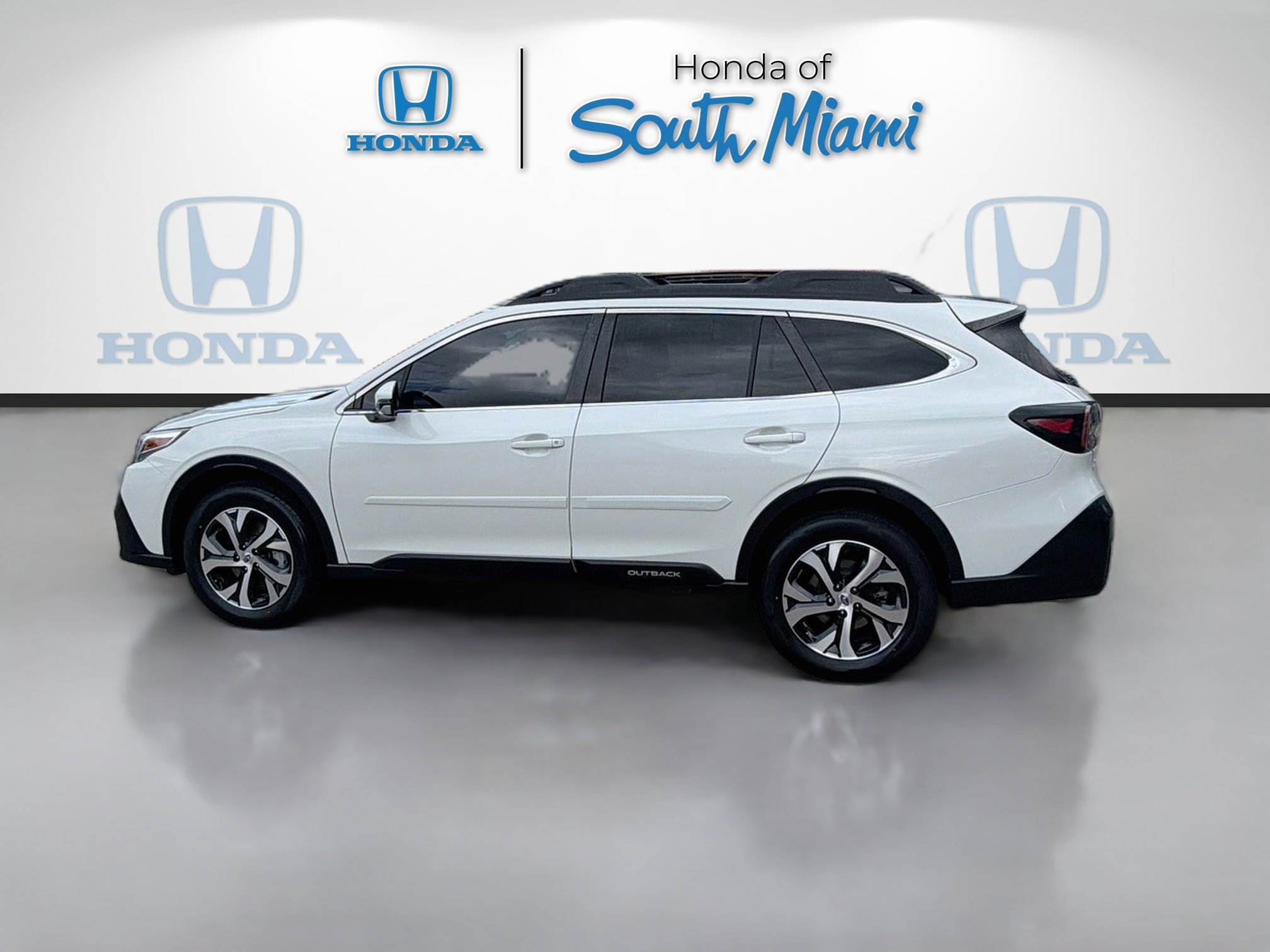 Used 2021 Subaru Outback Limited XT AWD/4WD image 4