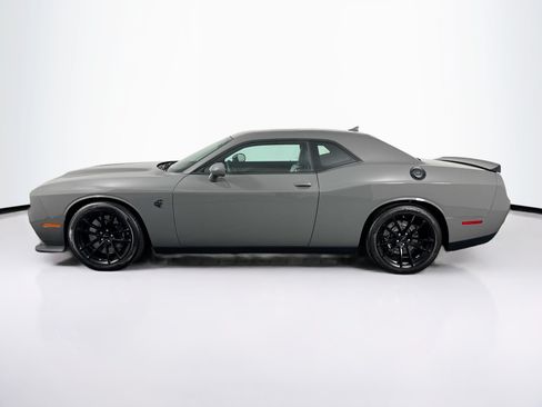 Used 2023 Dodge Challenger SRT Hellcat RWD image 11