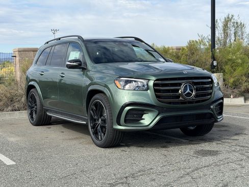 New 2026 Mercedes-Benz GLS 450 4MATIC image 6