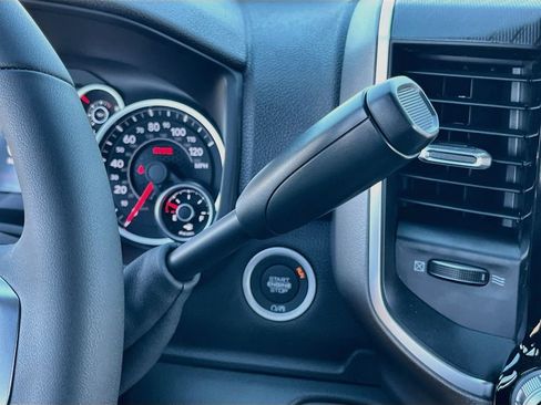 New 2026 RAM 2500 Big Horn AWD/4WD image 17